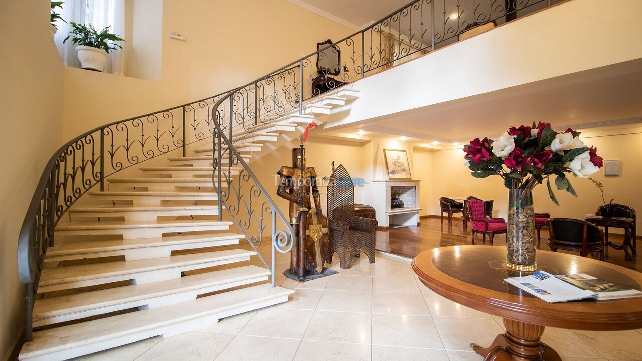 Apartamento para alquiler de vacaciones em Campos do Jordão (Capivari)