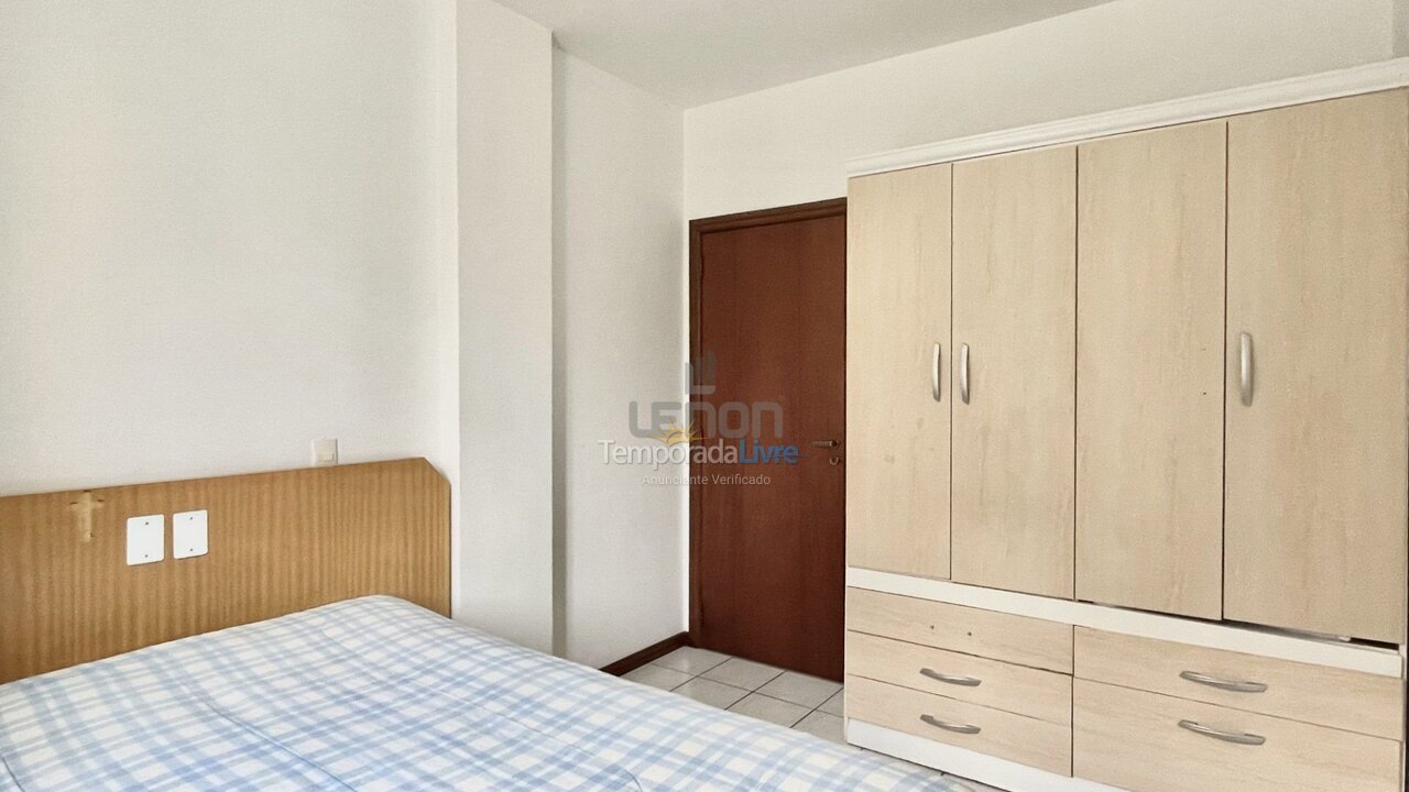 Apartamento para alquiler de vacaciones em Bombinhas (Praia de Bombas)