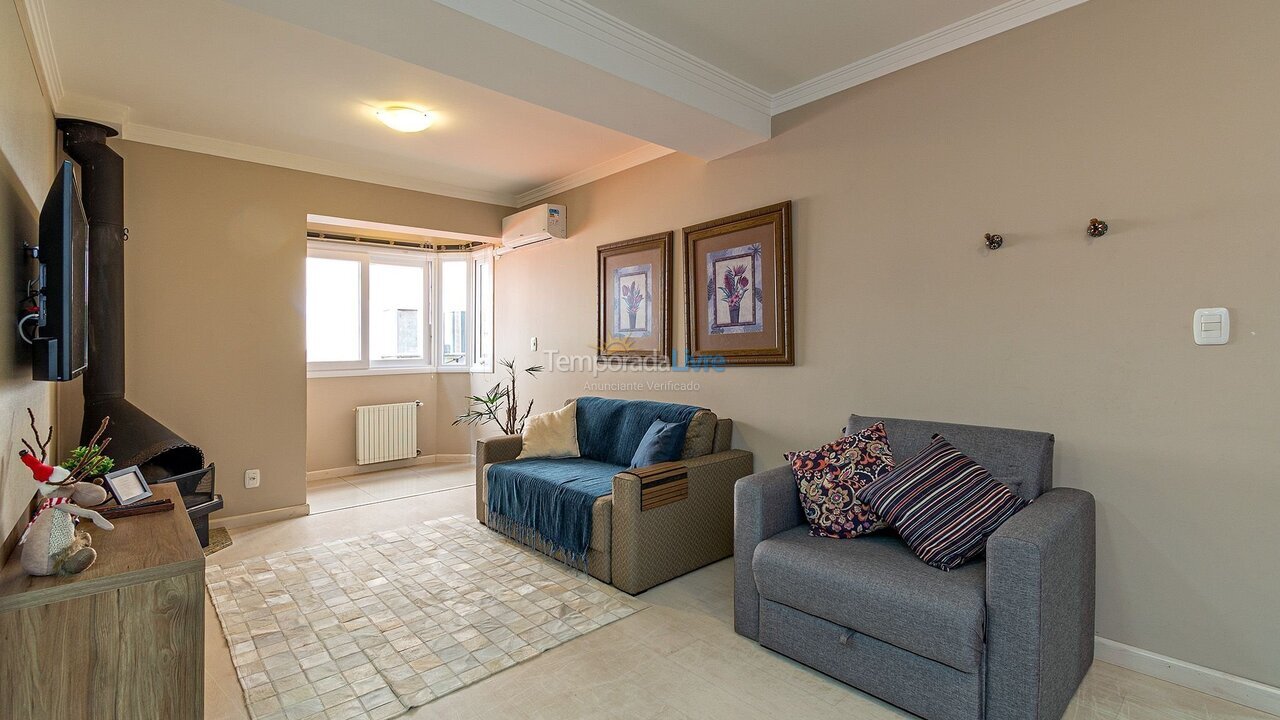 Apartamento para aluguel de temporada em Canela (Centro)