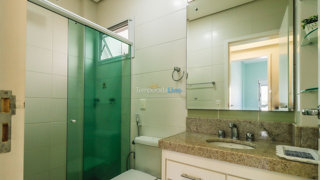 Apartamento para aluguel de temporada em Florianopolis (Praia dos Ingleses)