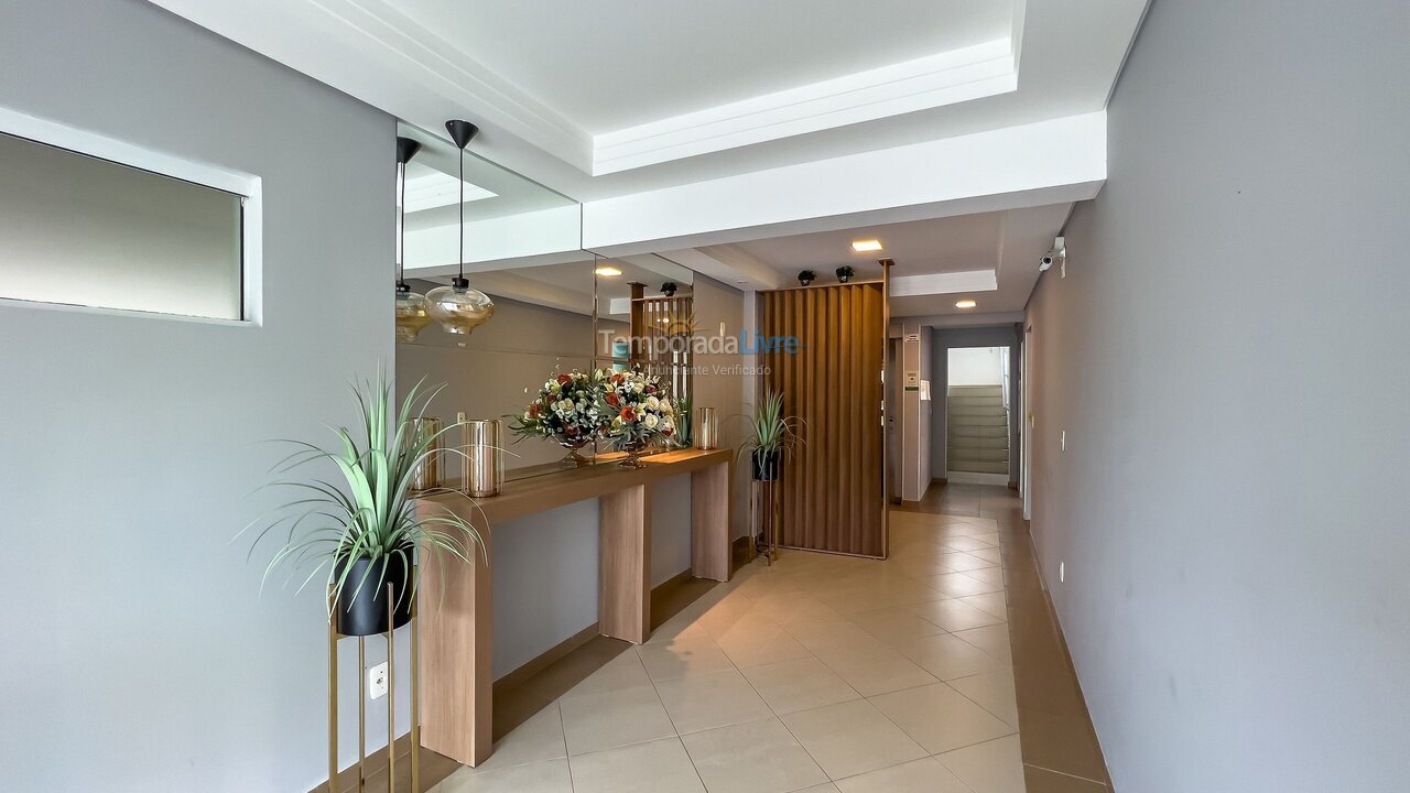 Apartment for vacation rental in Bombinhas (Praia de Bombas)