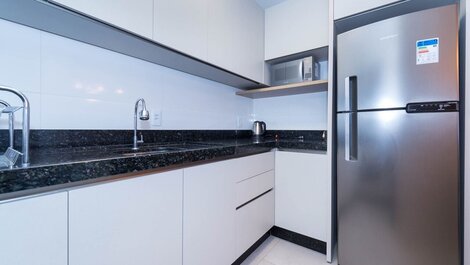 Beautiful 6 bedroom house for up to 16 people in Bombas - Bombinhas - SC