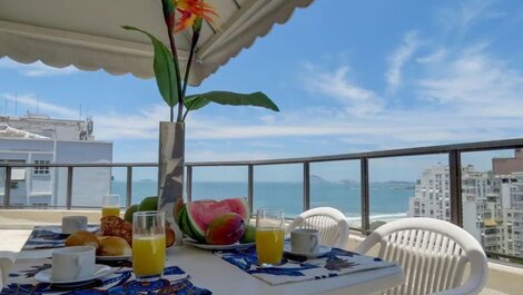 LB - RJ53 Cobertura Vista Praia de Copacabana 03 Quartos Aluguel de...