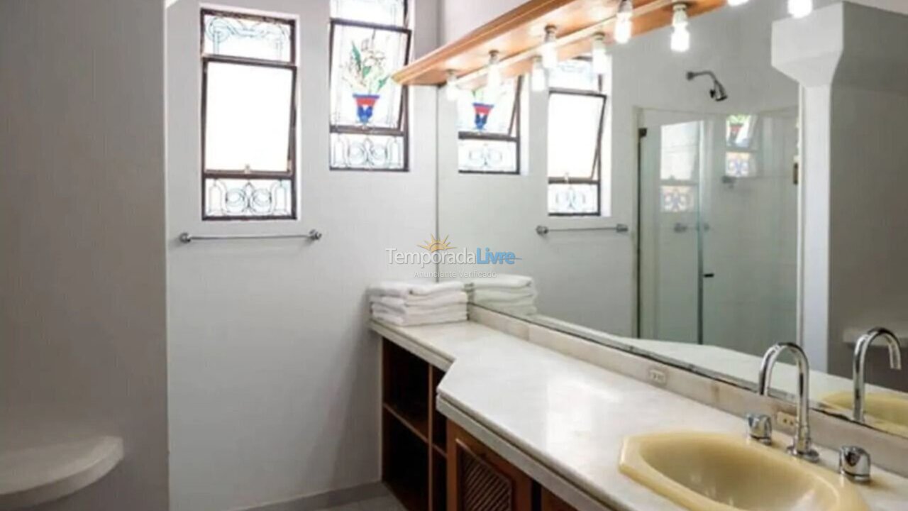 Apartamento para aluguel de temporada em Rio de Janeiro (Copacabana)