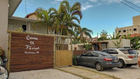 023 - Hermoso Residencial con Piscina y Jacuzzi en Bombas