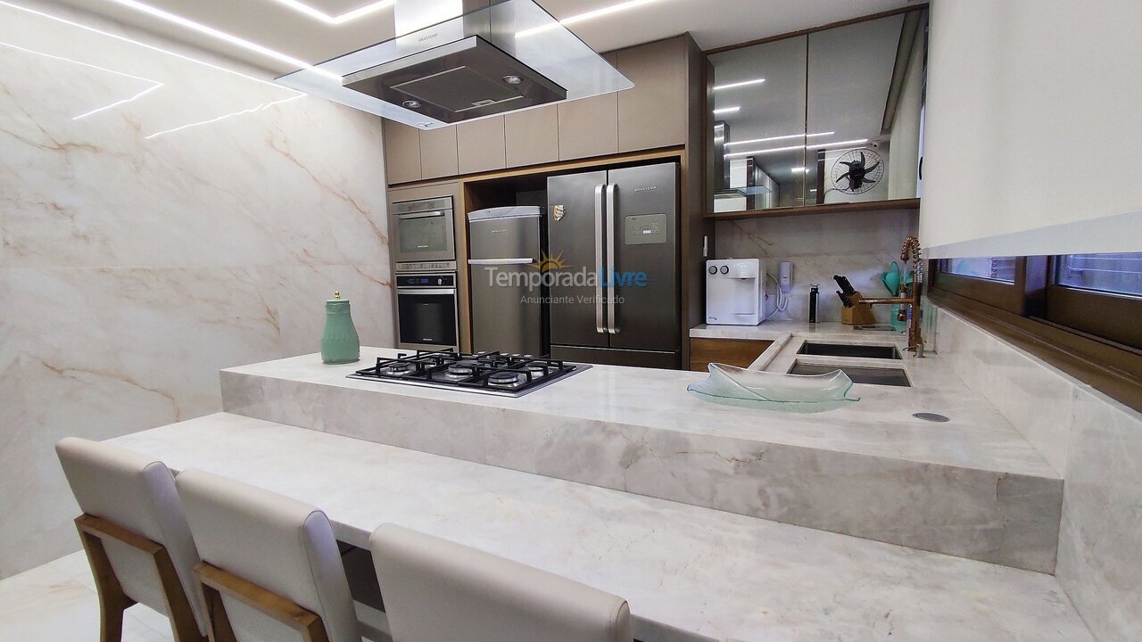 Casa para alquiler de vacaciones em Mata de São João (Praia do Forte)