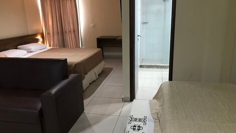 - Suíte c/varanda no Imperial Flat em Tambaú