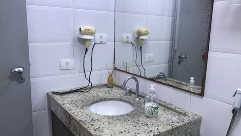 - Suíte c/varanda no Imperial Flat em Tambaú