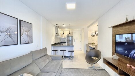 039 - Beautiful apartment with 02 bedrooms in Bombas