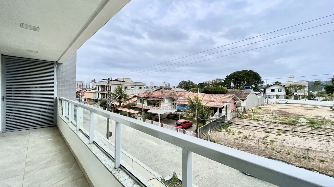 Apartment for vacation rental in Bombinhas (Praia de Bombas)