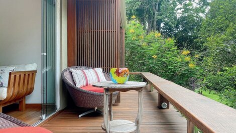 Mansão com 5 suítes para aluguel de temporada em Búzios