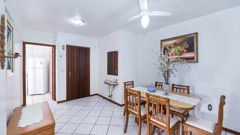 APARTAMENTO CON VISTAS AL MAR, 2 HABITACIONES, HASTA 5 PERSONAS EN BOMBAS, A 50 METROS DEL MAR