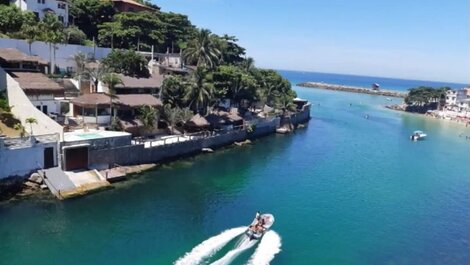 LUXOBRASIL #RJ451 Charming House in Joá Vacation Rentals and Events