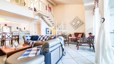 Penthouse with Bath/Hydro in the Master Suite in Di Monaco - REF 0132