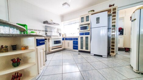 Penthouse with Bath/Hydro in the Master Suite in Di Monaco - REF 0132