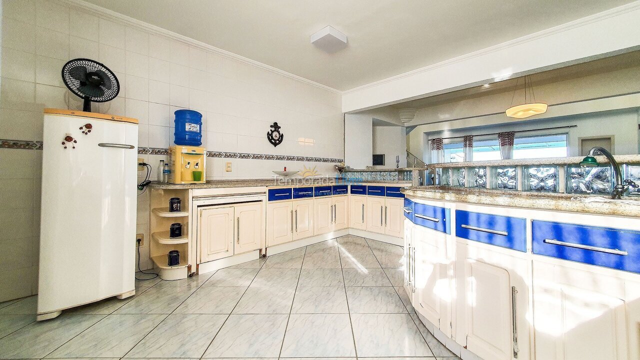 Apartment for vacation rental in Ubatuba (Praia Grande)