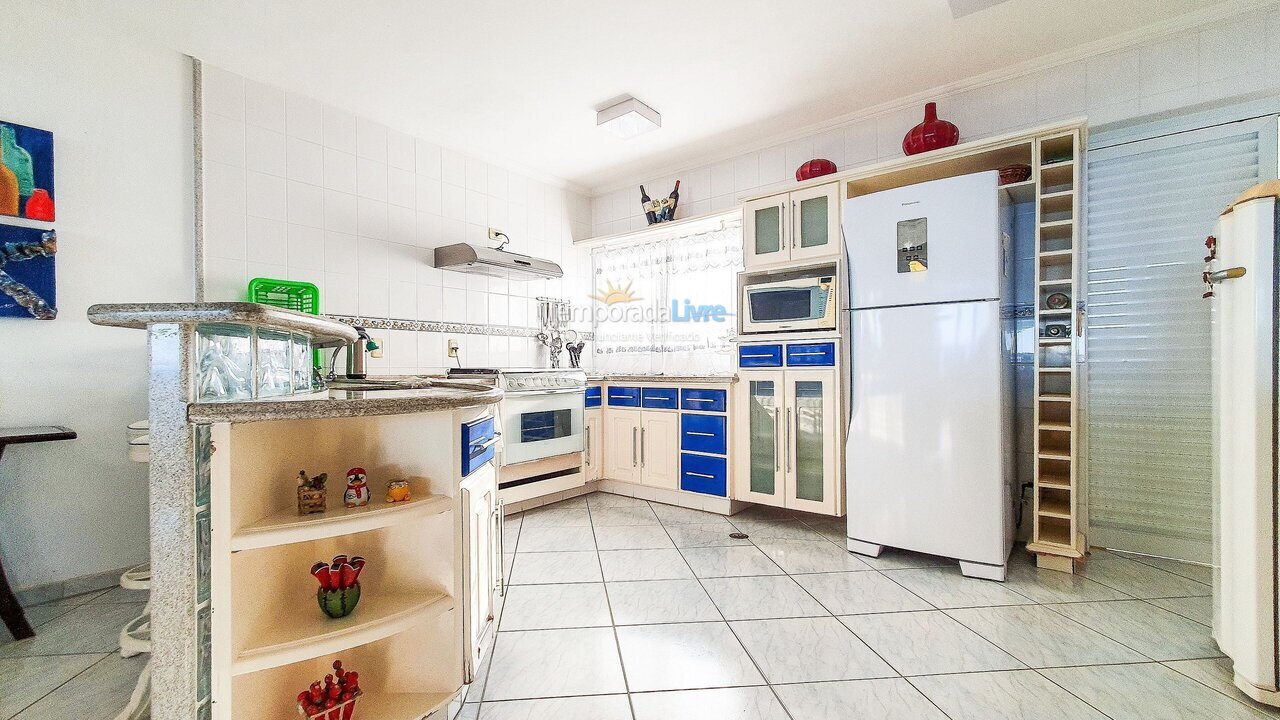 Apartment for vacation rental in Ubatuba (Praia Grande)