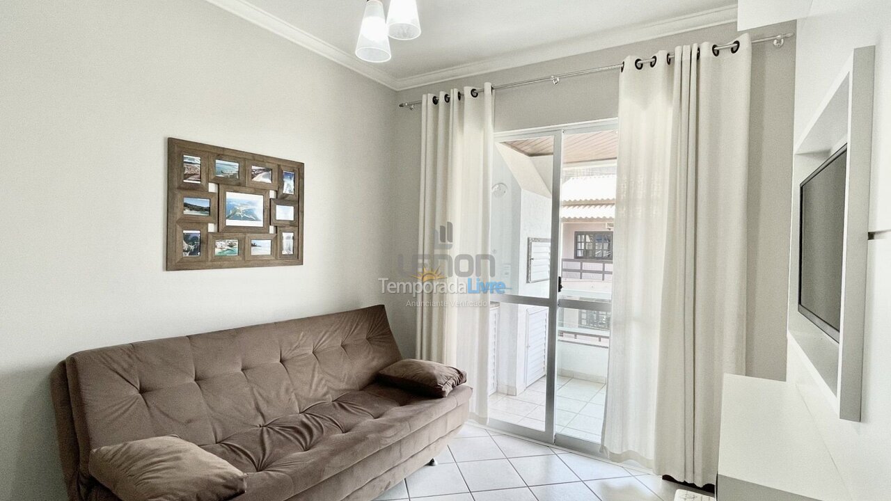 Apartamento para aluguel de temporada em Bombinhas (Praia de Bombas)