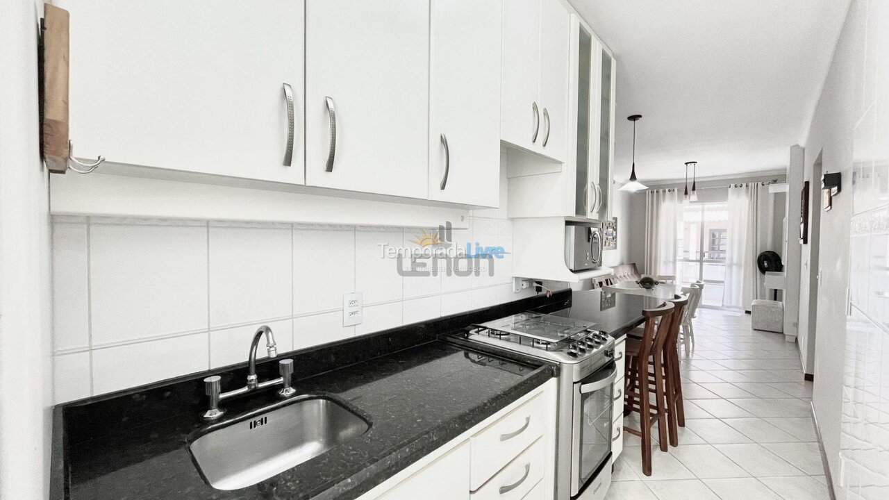 Apartamento para aluguel de temporada em Bombinhas (Praia de Bombas)