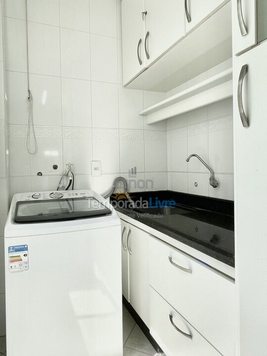 Apartamento para aluguel de temporada em Bombinhas (Praia de Bombas)