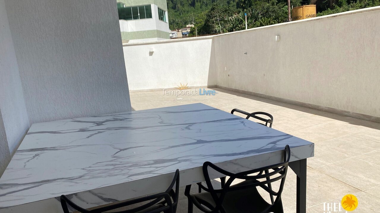 Apartamento para aluguel de temporada em Ubatuba (Praia Grande)