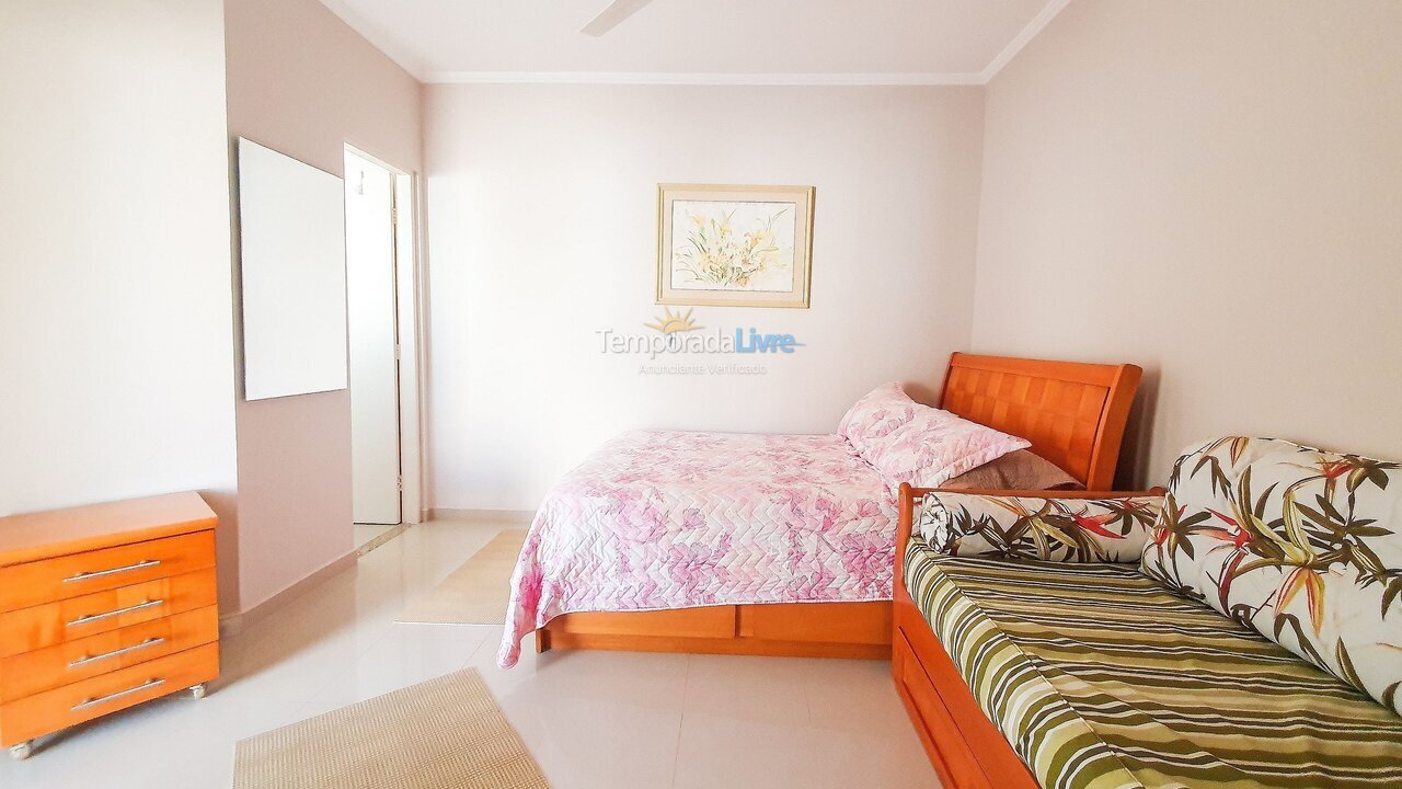 Apartment for vacation rental in Ubatuba (Praia Grande)