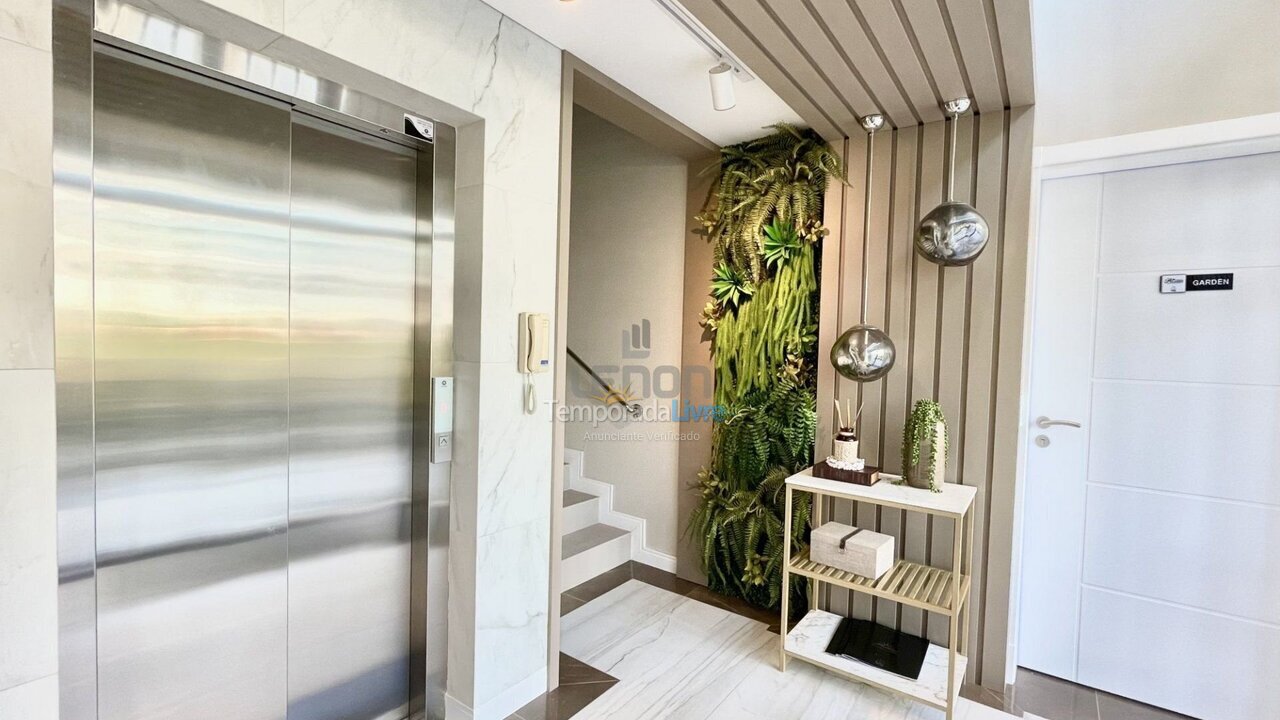 Apartamento para aluguel de temporada em Bombinhas (Mariscal)