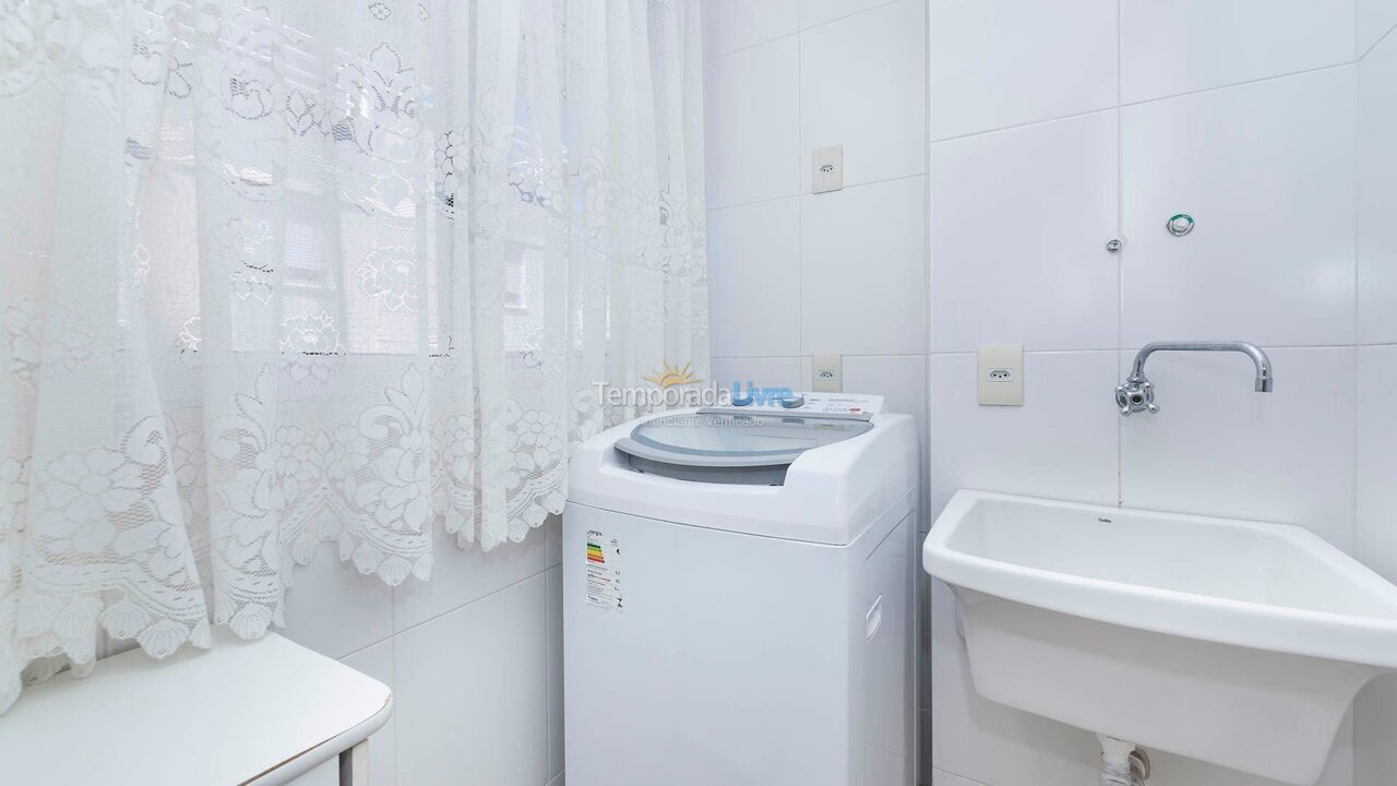 Apartment for vacation rental in Bombinhas (Praia de Bombas)