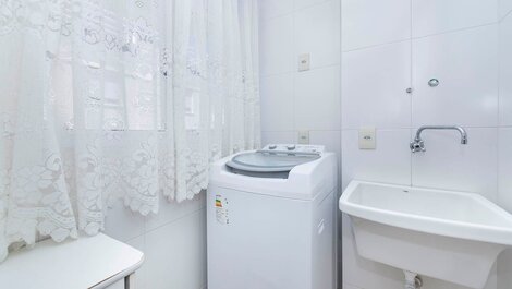 Excellent 3 bedroom apartment 70 meters from the MAR in Bombas...