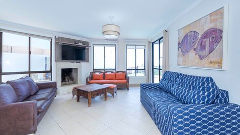 SEASIDE HOUSE 🌊 05 SUITES, FOR 15 PEOPLE IN BOMBAS