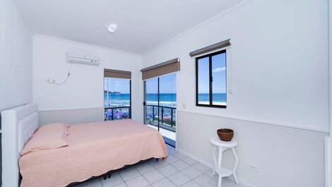 SEASIDE HOUSE 🌊 05 SUITES, FOR 15 PEOPLE IN BOMBAS