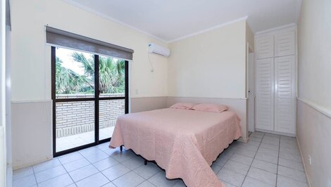 SEASIDE HOUSE 🌊 05 SUITES, FOR 15 PEOPLE IN BOMBAS