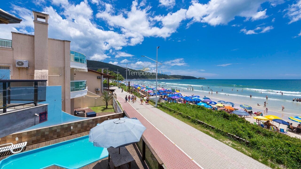 House for vacation rental in Bombinhas (Praia de Bombas)