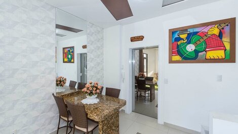 Excellent Triplex apartment in upscale gated community