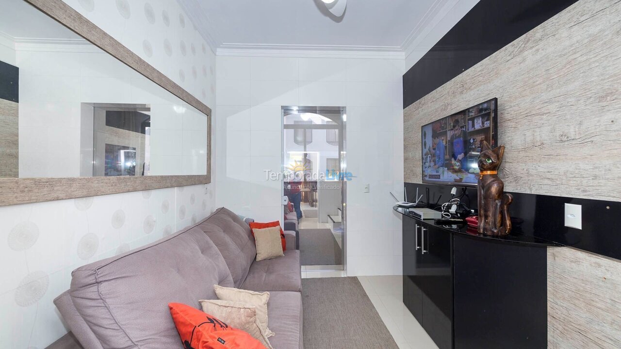 Apartment for vacation rental in Bombinhas (Praia de Bombas)