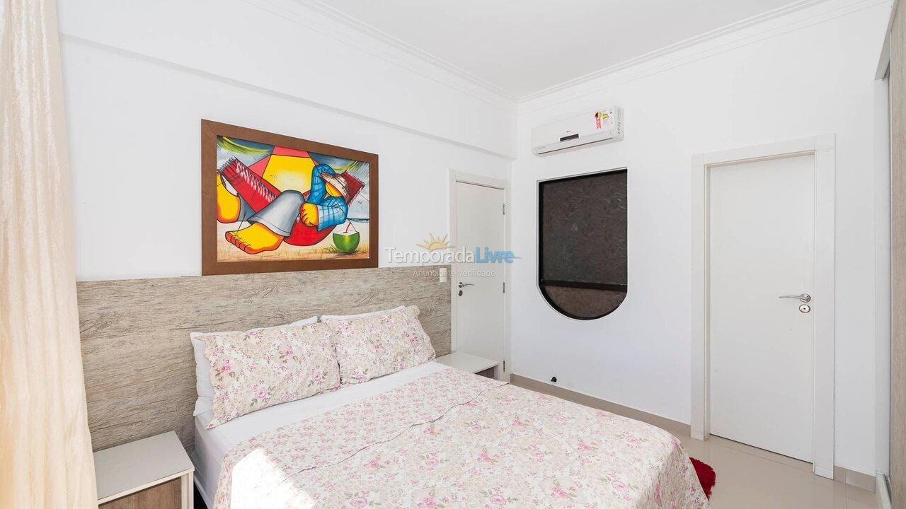 Apartment for vacation rental in Bombinhas (Praia de Bombas)