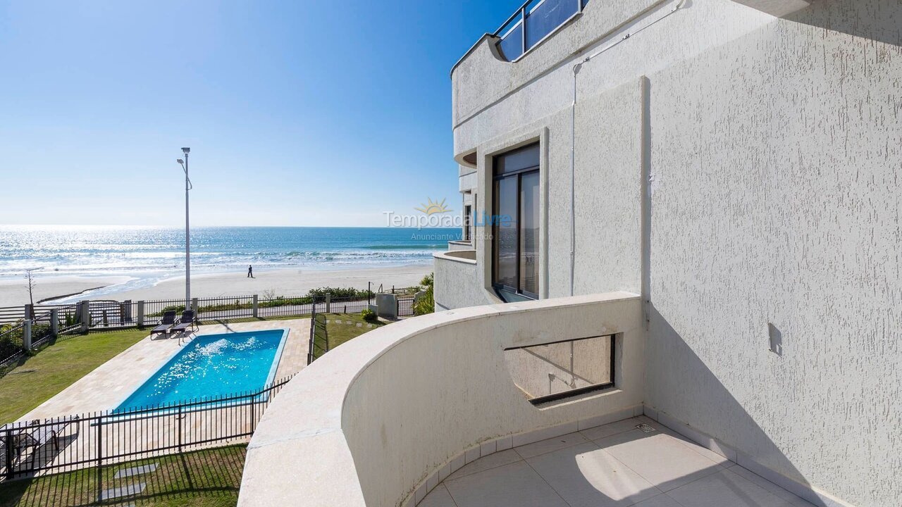Apartment for vacation rental in Bombinhas (Praia de Bombas)