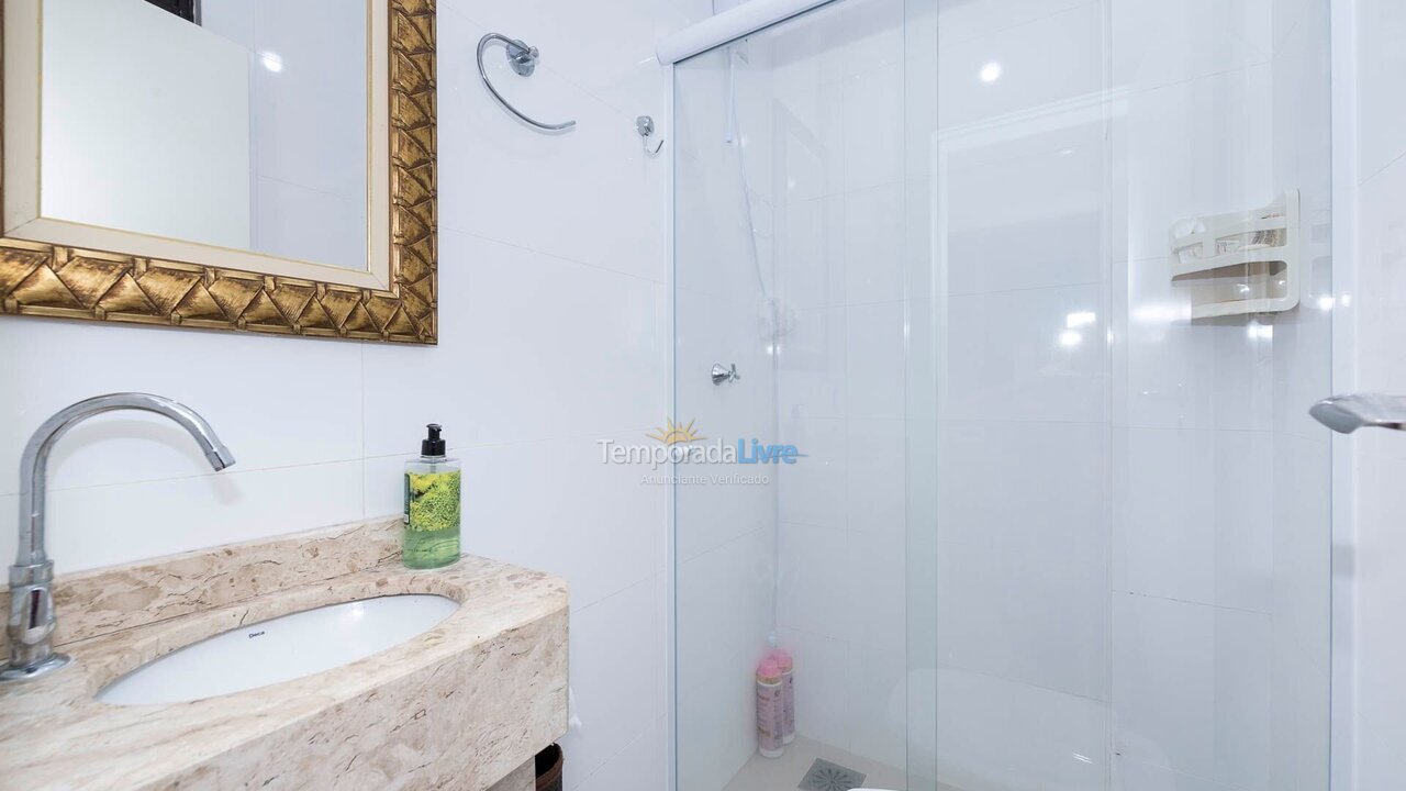 Apartment for vacation rental in Bombinhas (Praia de Bombas)