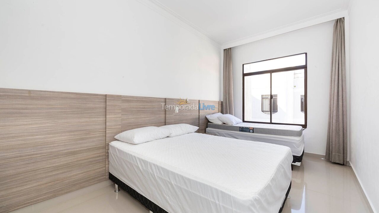 Apartment for vacation rental in Bombinhas (Praia de Bombas)