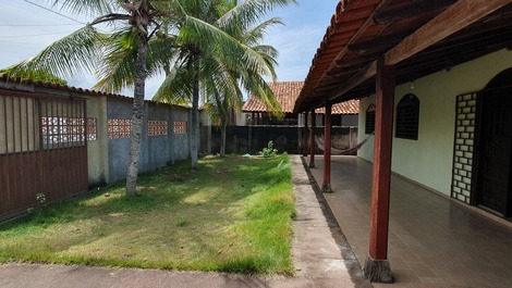 Suite con aire acondicionado para hasta 4 personas en Alcobaça-BA