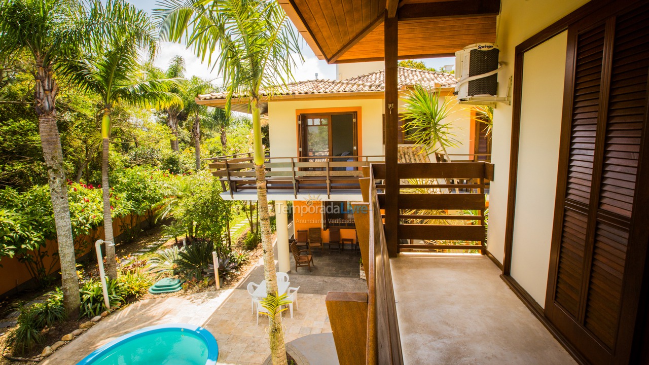 Casa para aluguel de temporada em Florianopolis (Campeche)