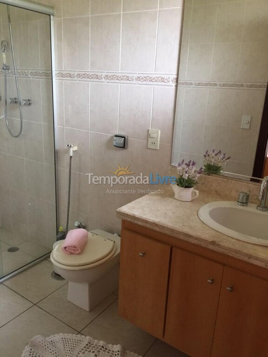 Granja para alquiler de vacaciones em Amparo (Jardim São Sebastião)