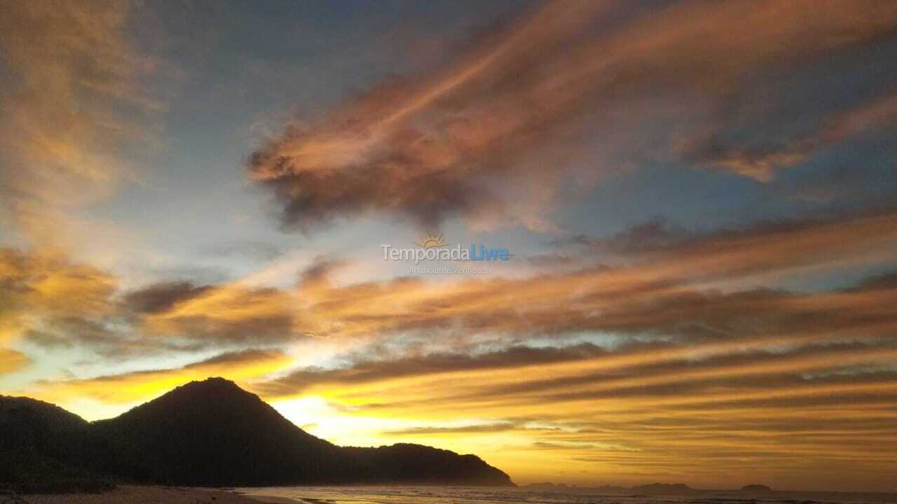 Casa para alquiler de vacaciones em Ubatuba (Praia de Itamambuca)