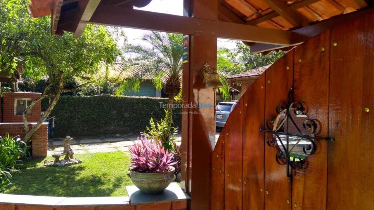 Casa para alquiler de vacaciones em Ubatuba (Praia de Itamambuca)