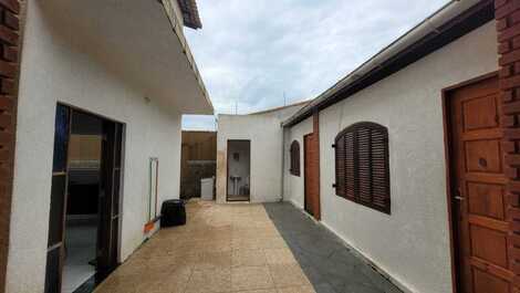 House with pool on Itanhaem beach