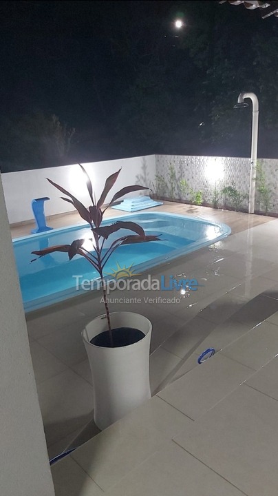 Casa para aluguel de temporada em Camaçari (Barra do Jacuípe)