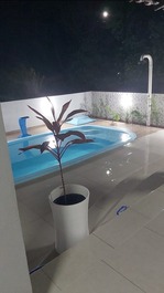 Casa NOVA para Temporada condomínio fechado próximo a Guarajuba