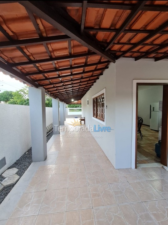 Casa para aluguel de temporada em Camaçari (Barra do Jacuípe)