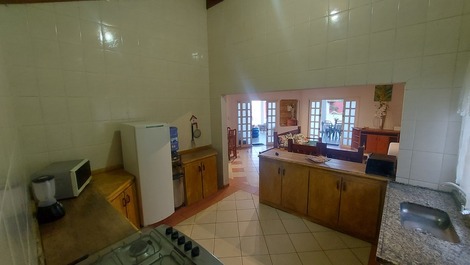 VENDO HERMOSA CASA EN EL CENTRO