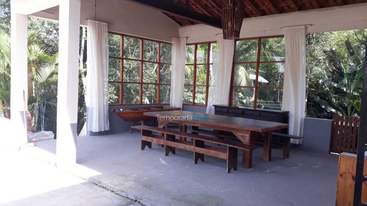 Chácara / sítio para aluguel de temporada em Juquitiba (Centro de Juquitiba)